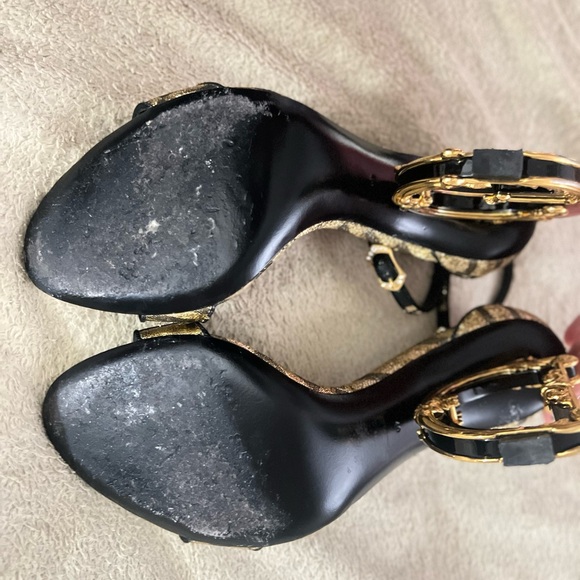 Dolce & Gabbana Logo Embellished Heel Sandals - Picture 7 of 10